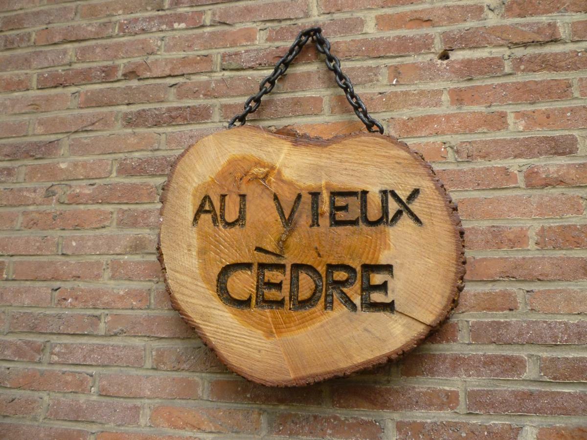 Mouvaux Au Vieux Cedre Bed & Breakfast エクステリア 写真